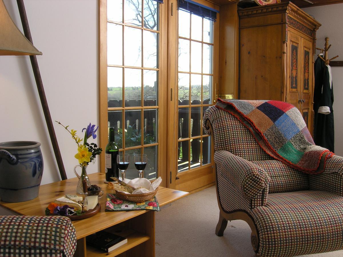 Swiss Woods Bed And Breakfast Lititz Kültér fotó
